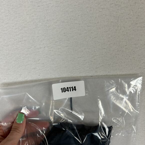 Victoria's Secret Bralette Bra Womens Small Black Sheer Lace Unlined Wireless - Picture 9 of 9